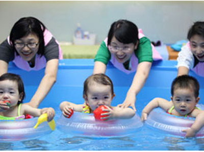 水孩子婴儿游泳加盟早教加盟